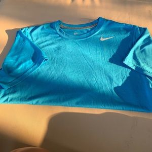 Nike Dry fit short sleeve